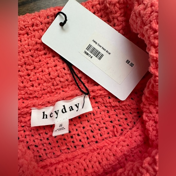 Cowl neck sweater tank - size small. New with tags. - Picture 2 of 5